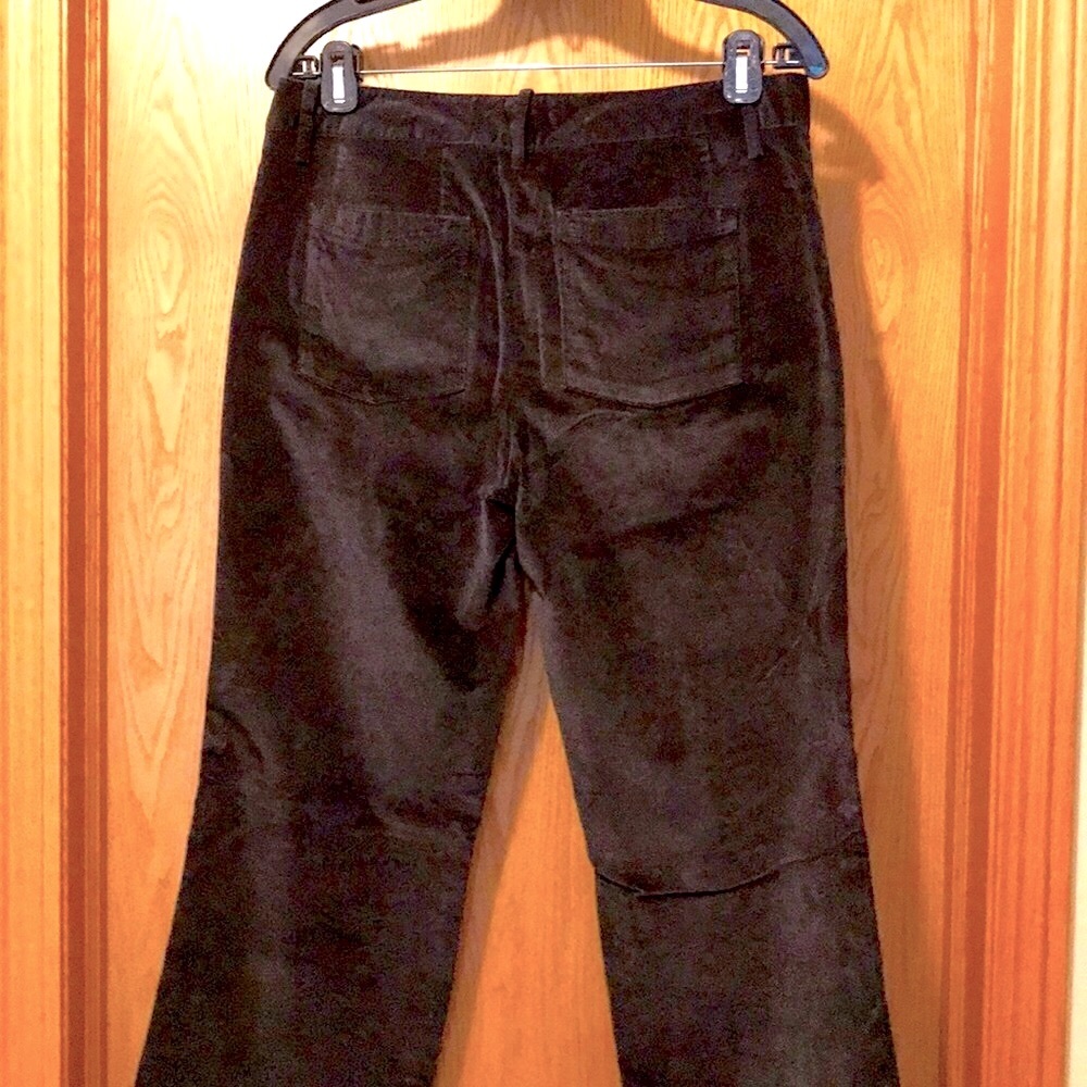 NEW Eddie Bauer size 6 x 32” inseam Stretch Soft Velvet Gray Boot Cut Pants